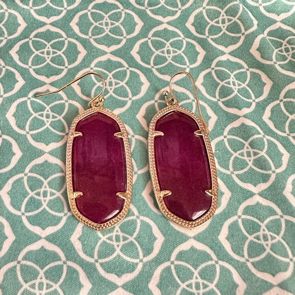 RETIRED STYLE +COLOR - Kendra Scott Gold Burgundy Illusion Elle Earrings - Picture 2 of 2